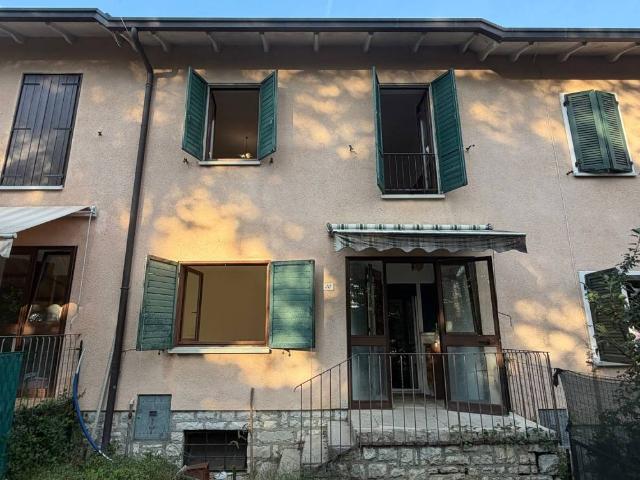 Villa Schiera in vendita a Vezzano, Zoldo Alto