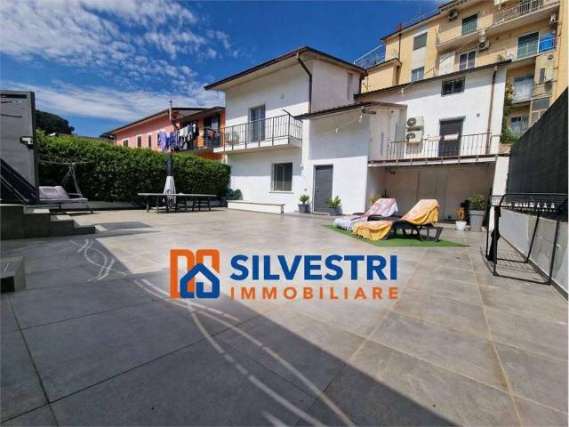 Villa Schiera in vendita a Città 2000, Benevento