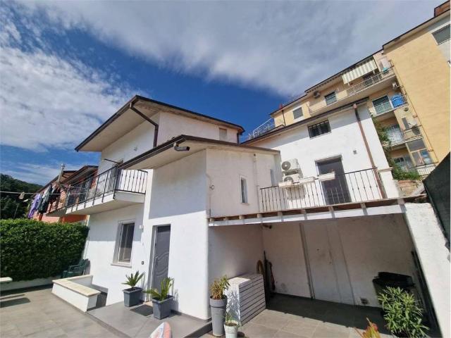 Villa Schiera in vendita a Città 2000, Benevento