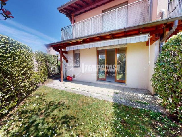Villa Schiera in vendita a Beregazzo, Beregazzo Con Figliaro