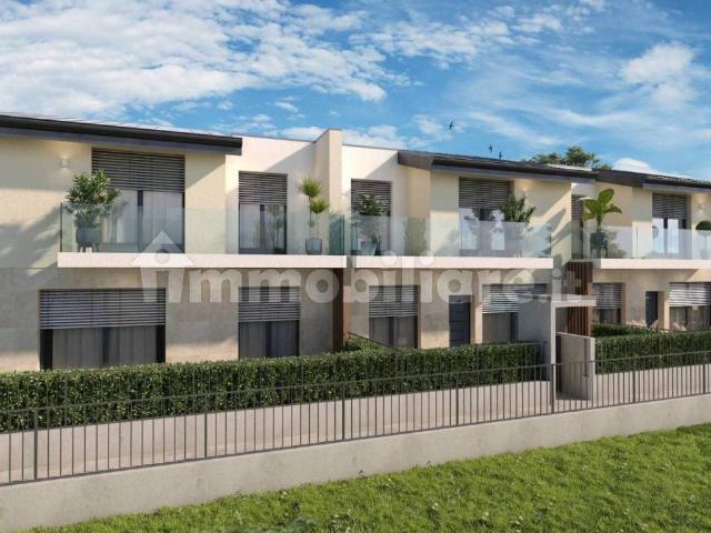 Villa Schiera in vendita a Beregazzo Con Figliaro, Lombardia