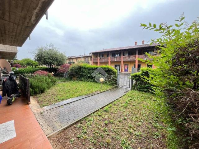 Villa Schiera in vendita a Grumello del Piano, Bergamo