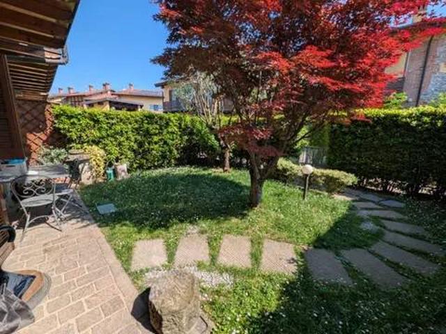 Villa Schiera in vendita a Gorle, Lombardia