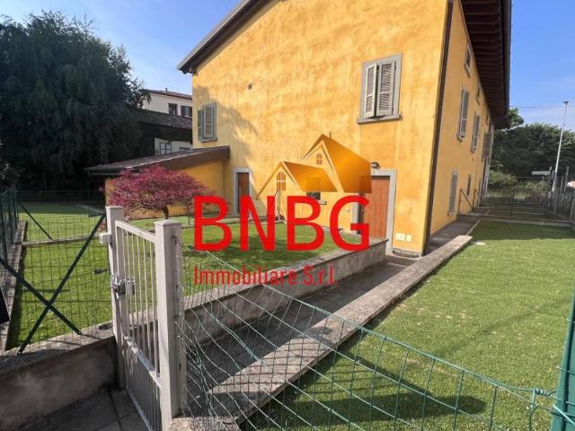 Villa Schiera in vendita a Bergamo