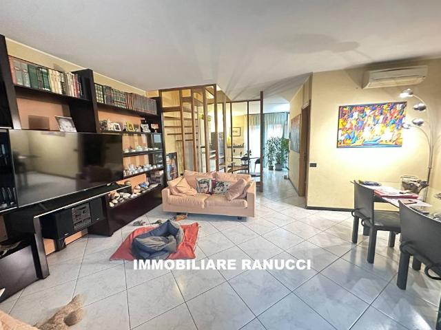 Villa Schiera in vendita a Bergamo, Lombardia