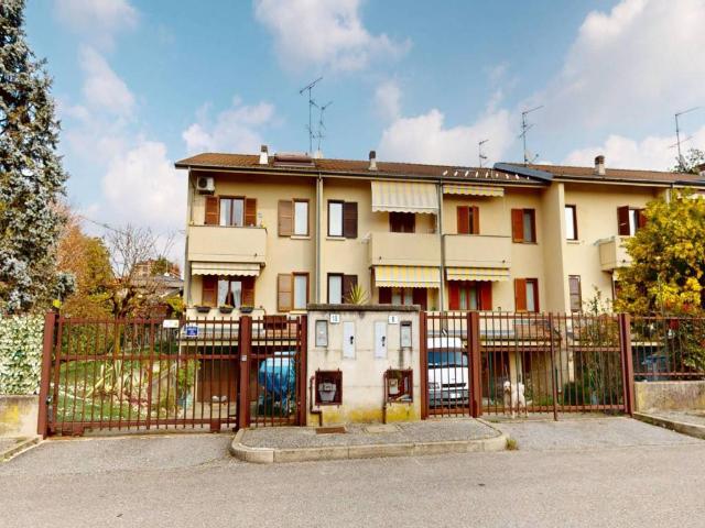 Villa Schiera in vendita a Valle Guidino, Besana In Brianza