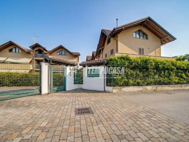 Villa Schiera in vendita a Geretta, Besnate