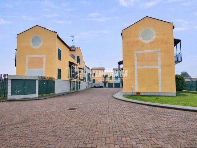 Villa Schiera in vendita a Piemonte, Novara