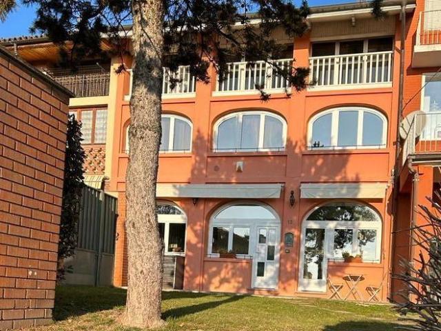Villa Schiera in vendita a Piemonte, Biella