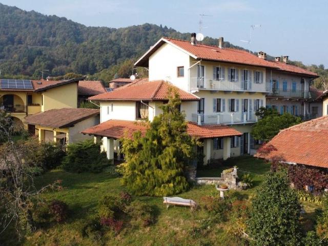 Villa Schiera in vendita a Piemonte, Biella