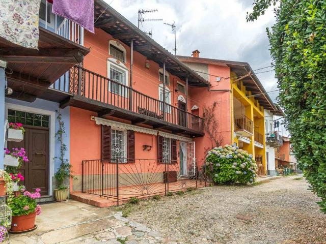 Villa Schiera in vendita a Piemonte, Biella