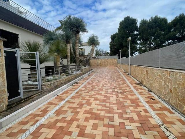 Villa Schiera in vendita a Puglia, Barletta-andria-trani