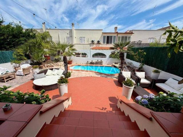 Villa Schiera in vendita a Puglia, Barletta-andria-trani