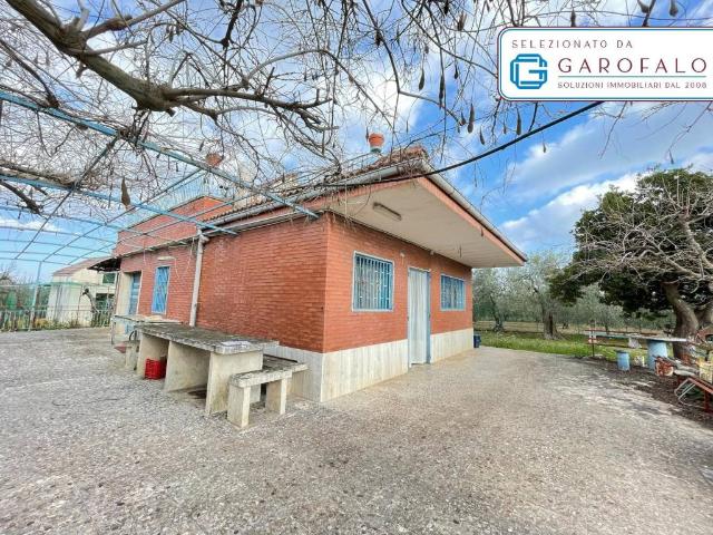 Villa Schiera in vendita a Puglia, Bari