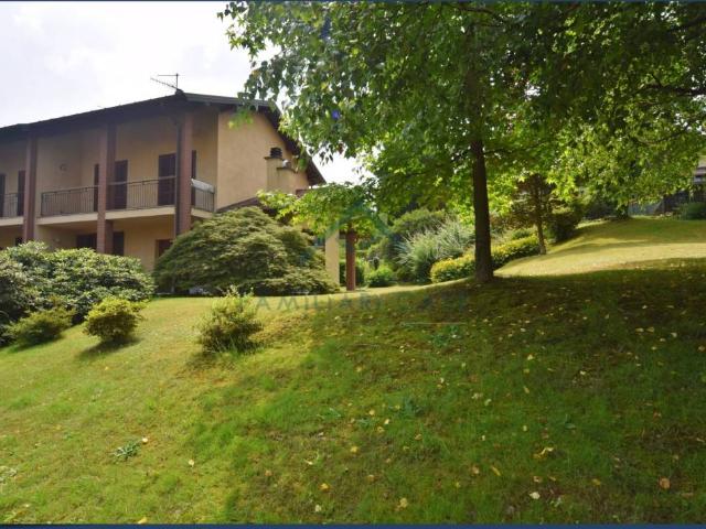 Villa Schiera in vendita a Bodio Lomnago, Lombardia