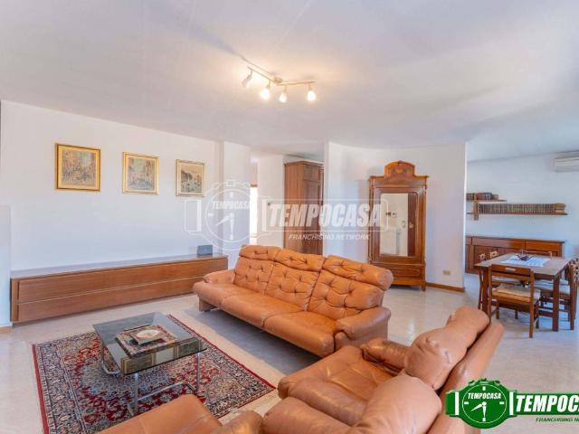 Villa Schiera in vendita a Boffalora Sopra Ticino, Lombardia