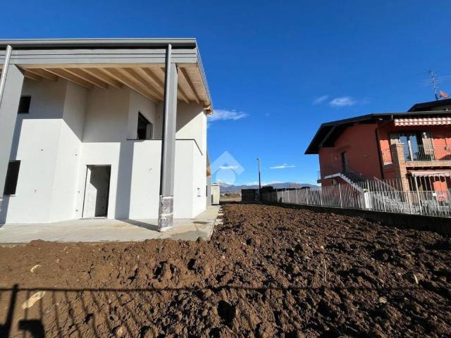 Villa Schiera in vendita a Bolgare, Lombardia