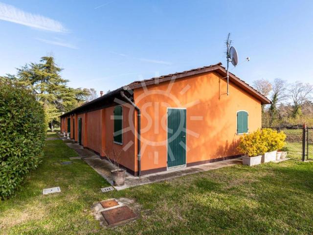 Villa Schiera in vendita a Róveri, Bologna