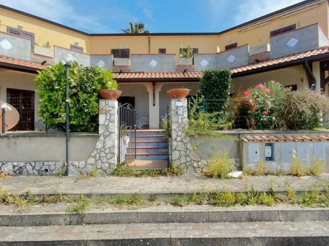 Villa Schiera in vendita a Calabria, Cosenza