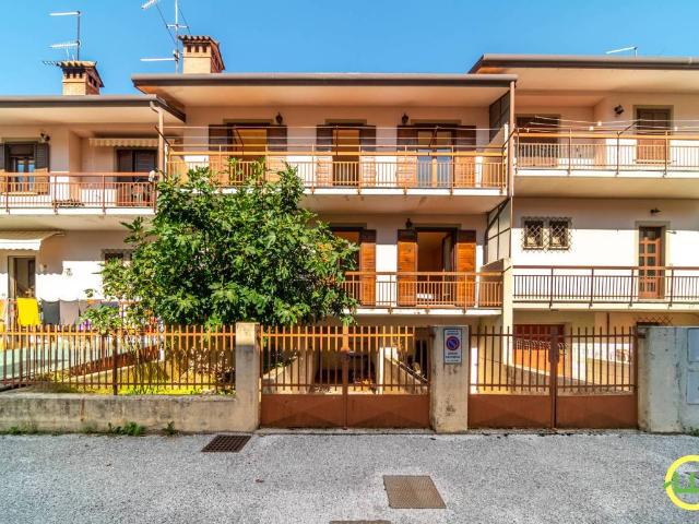 Villa Schiera in vendita a Interneppo / Tarnep, Bordano / Bordan