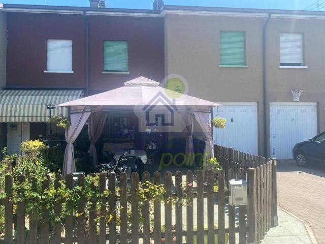 Villa Schiera in vendita a Bassa Reggiana, Re