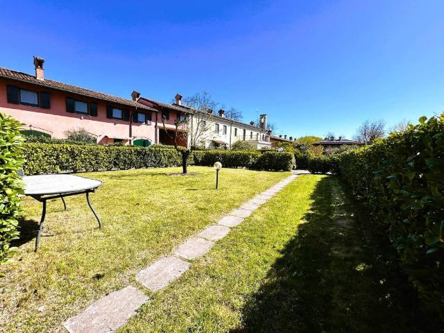 Villa Schiera in vendita a Borgarello, Lombardia