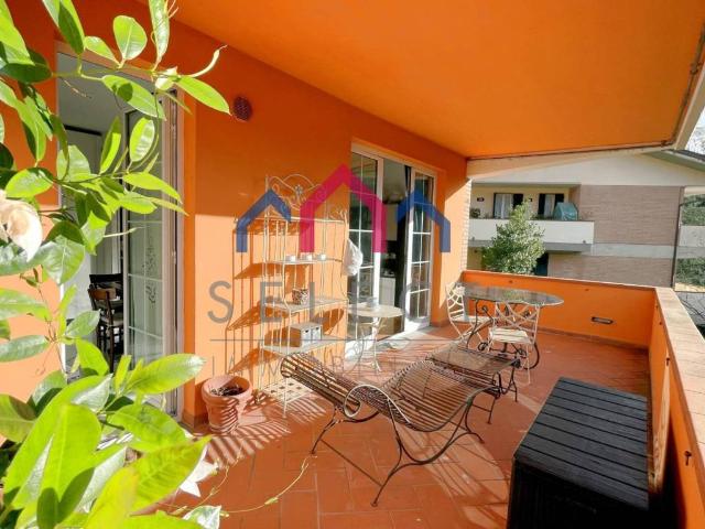 Villa Schiera in vendita a Unione dei comuni Media Valle del Serchio, Borgo A Mozzano