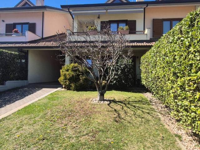 Villa Schiera in vendita a Piemonte, Cuneo