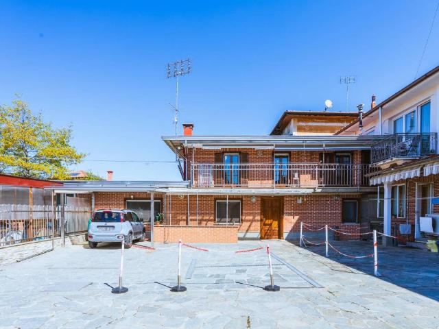 Villa Schiera in vendita a Borgo San Dalmazzo, Cuneo