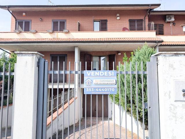 Villa Schiera in vendita a Piemonte, Alessandria