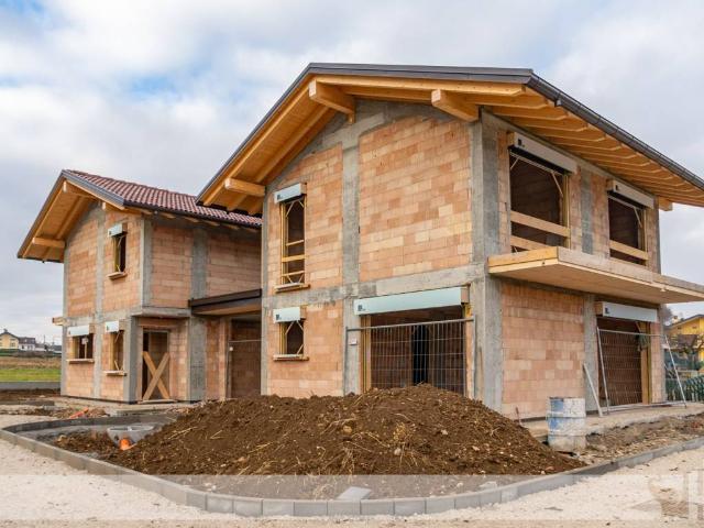 Villa Schiera in vendita a Borgo Valbelluna, Villa Di Villa