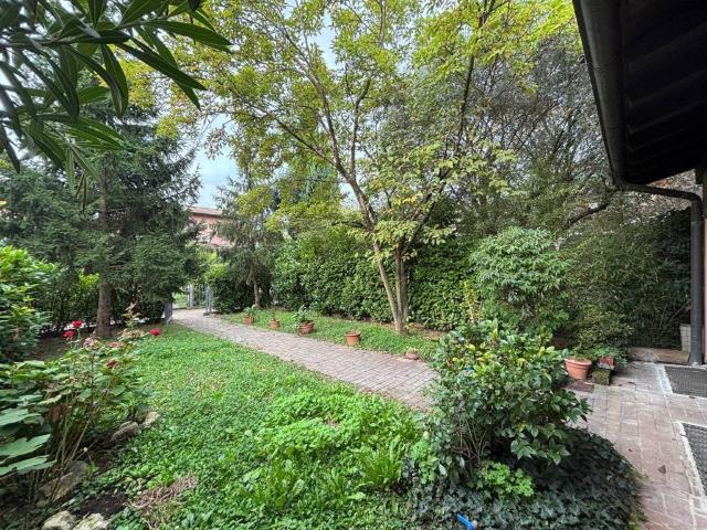 Villa Schiera in vendita a Botticino Sera, Botticino