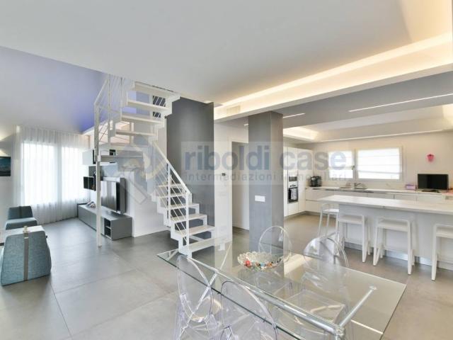 Ville Schiera in vendita a Bovisio Masciago, Masciago Milanese