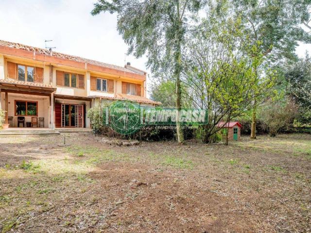 Villa Schiera in vendita a Roma Capitale, Lazio