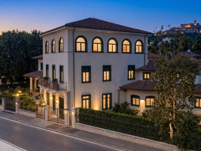 Villa Indipendente in vendita a Zona Est, Brescia