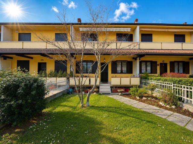 Villa Schiera in vendita a Zona Ovest, Brescia