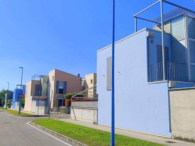 Villa Schiera in vendita a Zona Ovest, Brescia