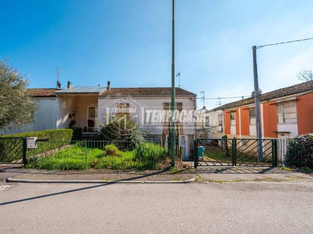 Villa Schiera in vendita a Unione della Romagna Faentina, Brisighella