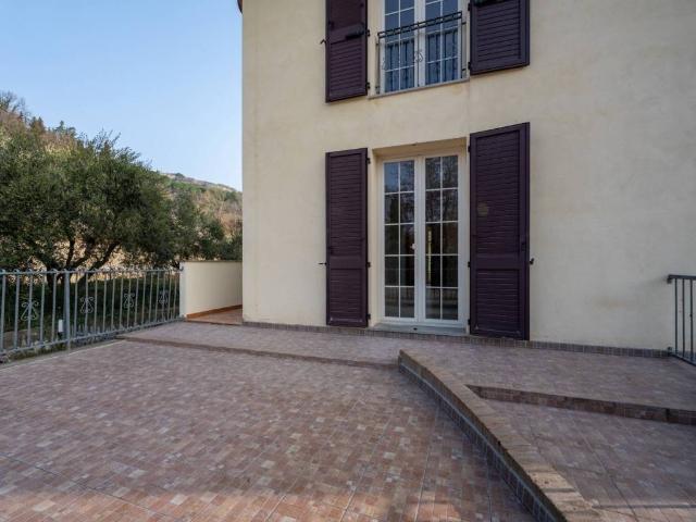 Villa Schiera in vendita a Unione della Romagna Faentina, Brisighella