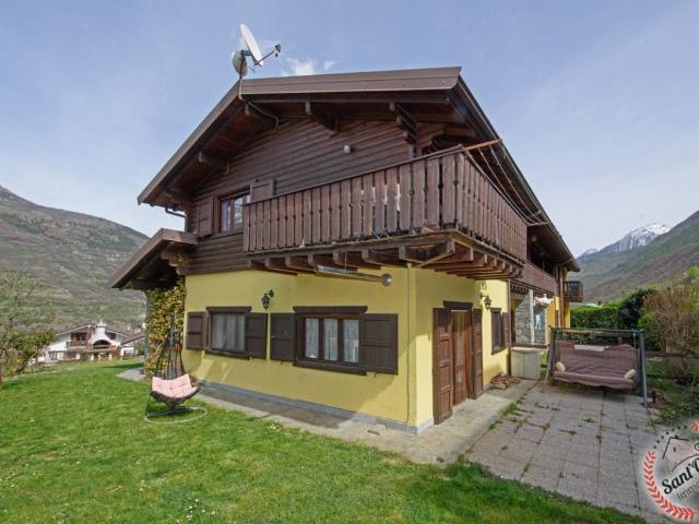 Villa Schiera in vendita a Brissogne, Aosta