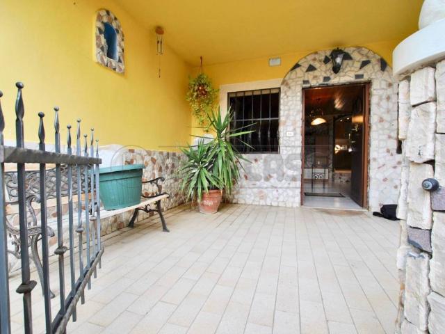 Villa Schiera in vendita a Brogliano, Veneto