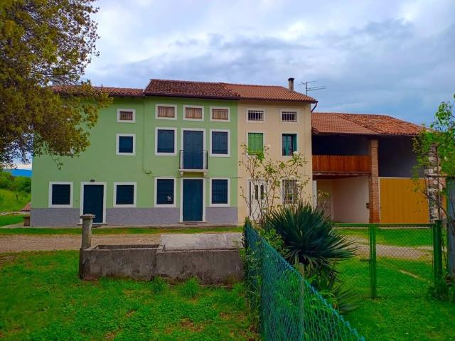 Villa Schiera in vendita a Brogliano, Veneto