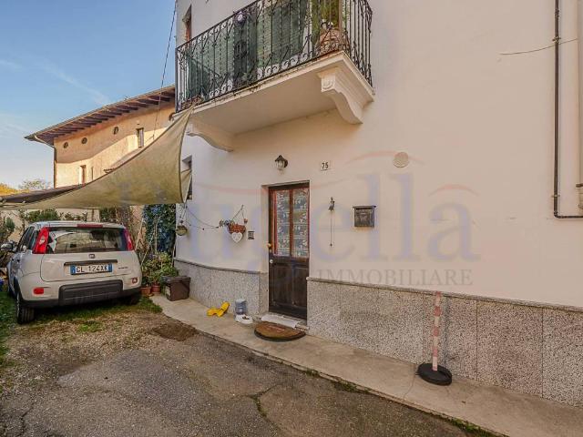 Villa Schiera in vendita a Piemonte, Biella