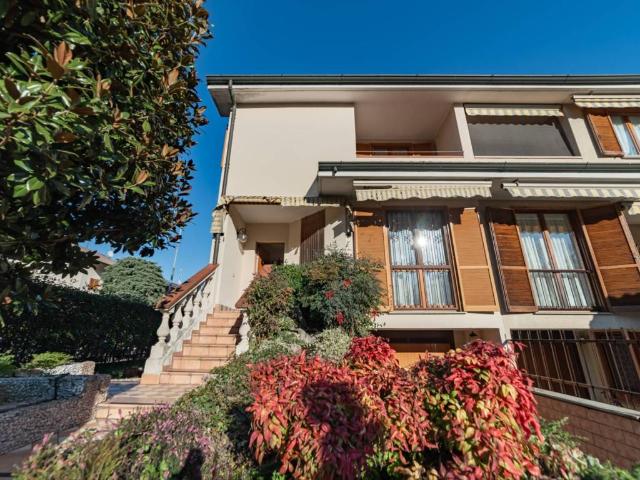 Villa Schiera in vendita a Grancino, Buccinasco