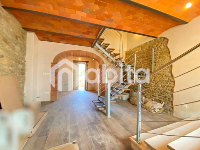 Villa Schiera in vendita a Bucine, Toscana