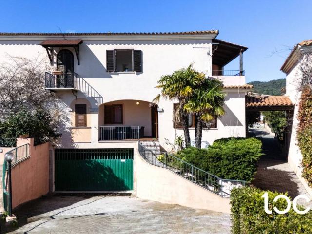 Villa Schiera in vendita a Agrustos, Sardigna/Sardegna
