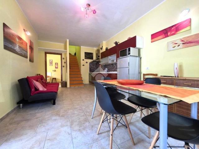 Villa Schiera in vendita a Porto Ainu, Agrustos