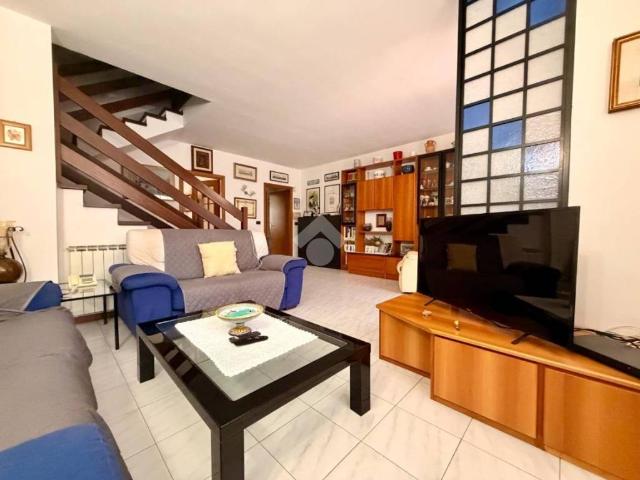 Villa Schiera in vendita a Budrio, Reggio Emilia