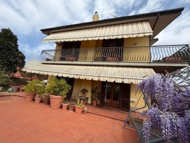 Villa Schiera in vendita a Buggiano, Toscana
