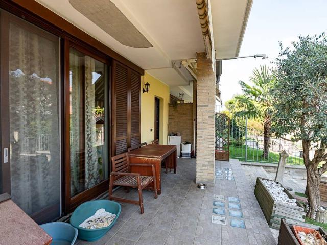Villa Schiera in vendita a Buscate, Milano